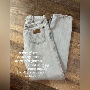 Women’s Cowboy Cut Wranglers
